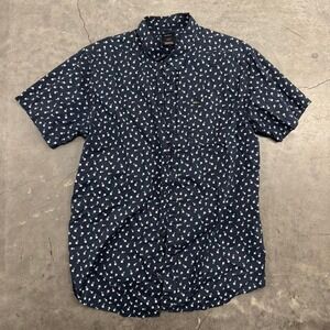rvca‎ button up